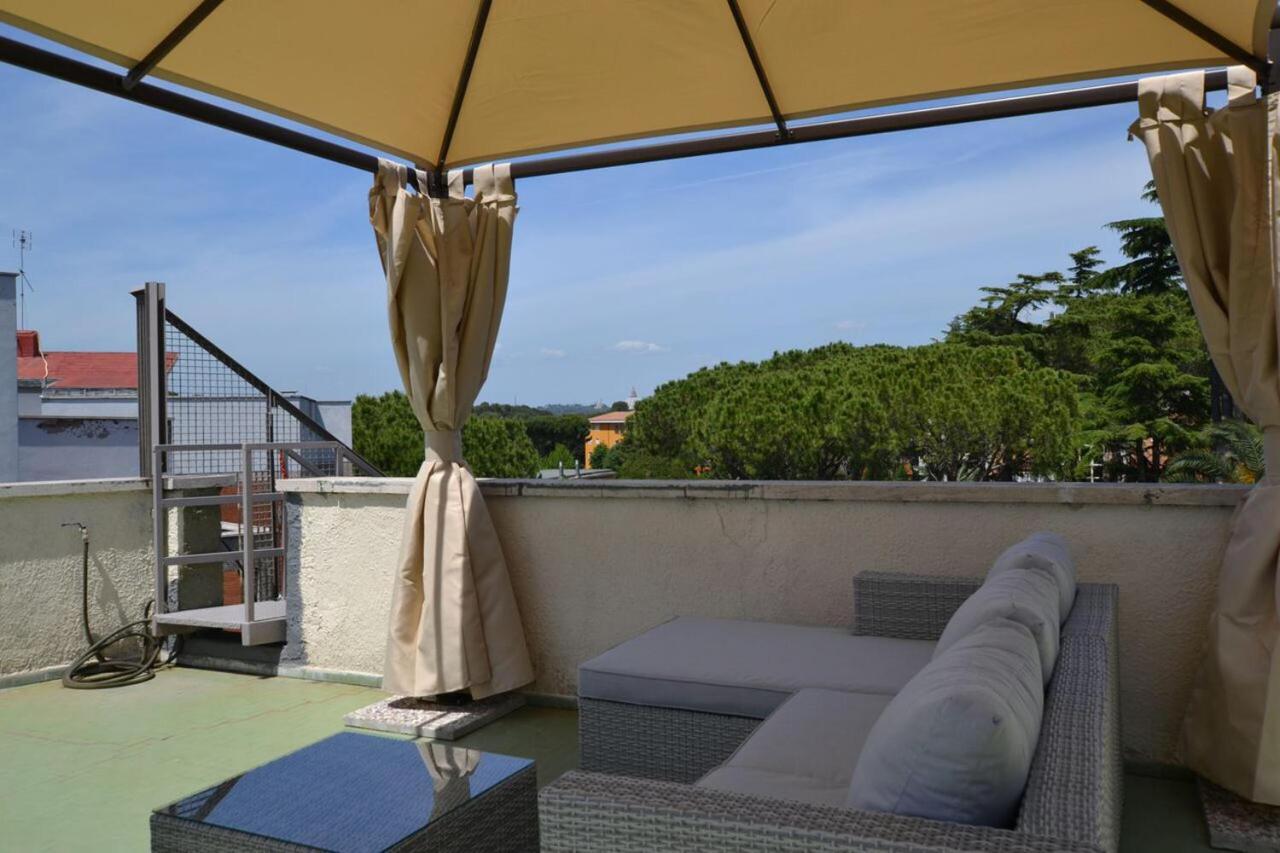 Penthouse And Eagle Eye Attic Combo Appartamento